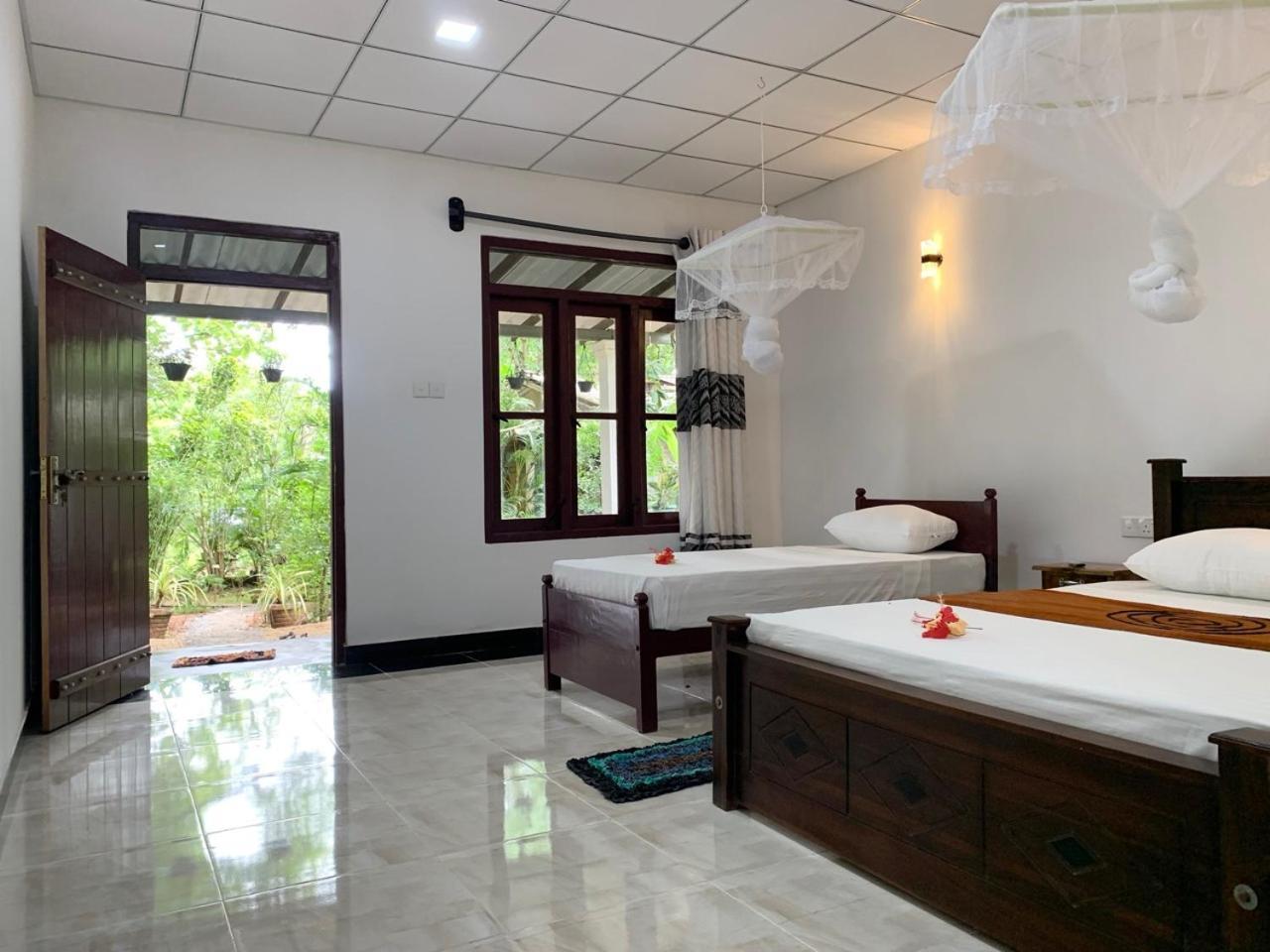 Manju Homestay Sigiriya
